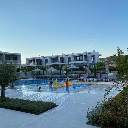 Olea Luxury Apartments Nikiti  Exteriér fotografie
