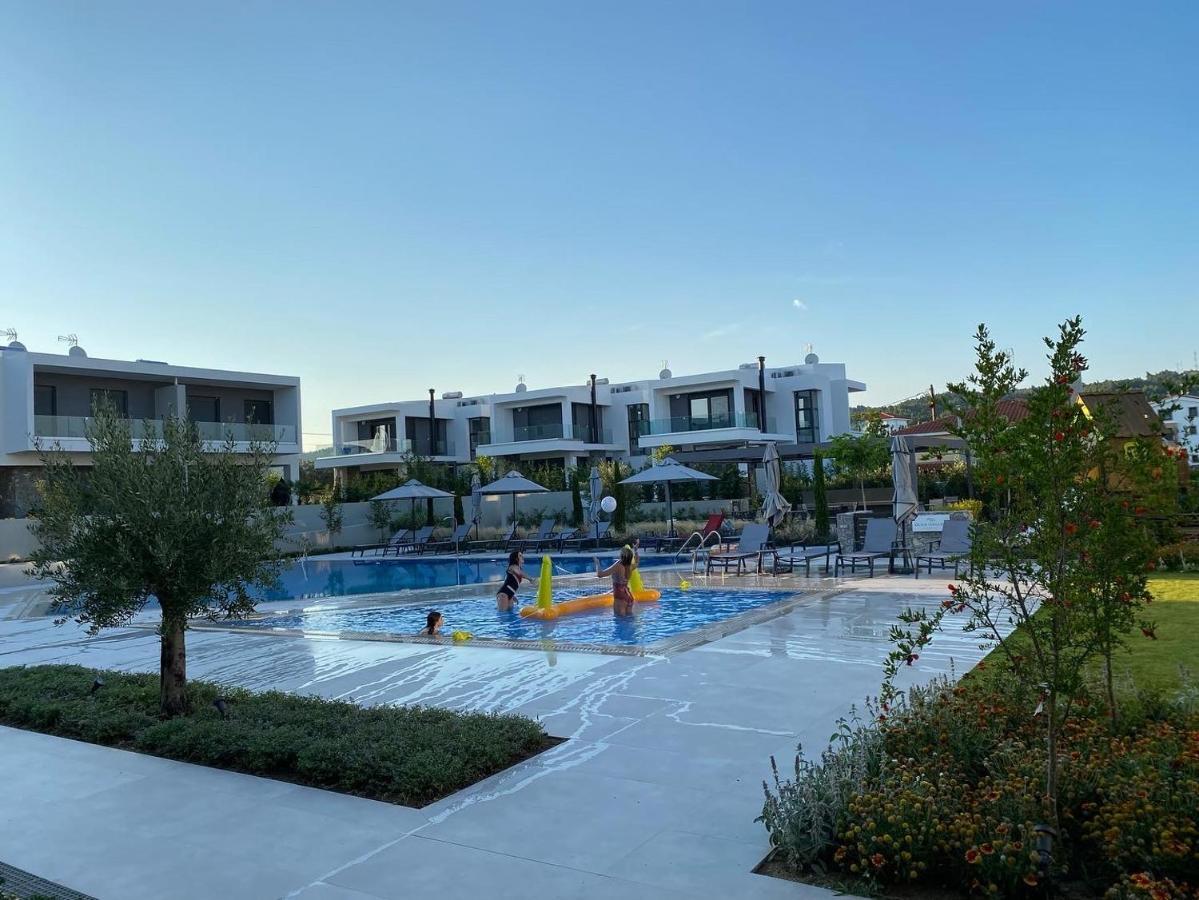 Olea Luxury Apartments Nikiti  Exteriér fotografie